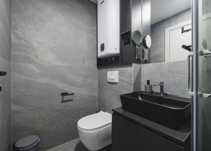 Moon 2 * Ποντγορίτσα