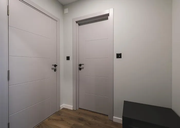 Moon 2 Ποντγορίτσα