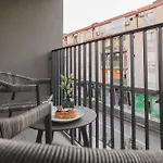 Moon 2 Apartment *