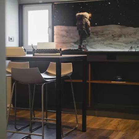 Moon 2 Lägenhet *